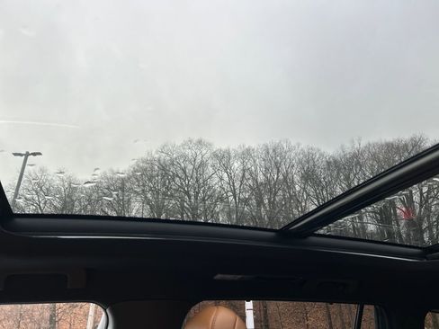 Used 2023 Toyota Highlander Platinum image 21