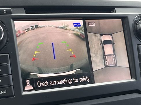 Used 2019 Nissan Titan PRO-4X w/ Pro-4x Convenience Package AWD/4WD image 34