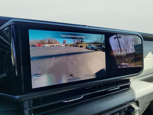 New 2026 Jeep Gladiator Sport AWD/4WD image 22