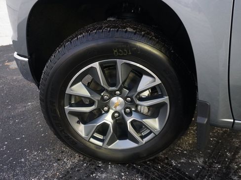 New 2026 Chevrolet Silverado 1500 LT image 27