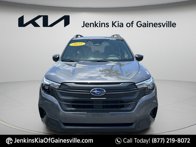 Used 2025 Subaru Forester AWD/4WD image 10