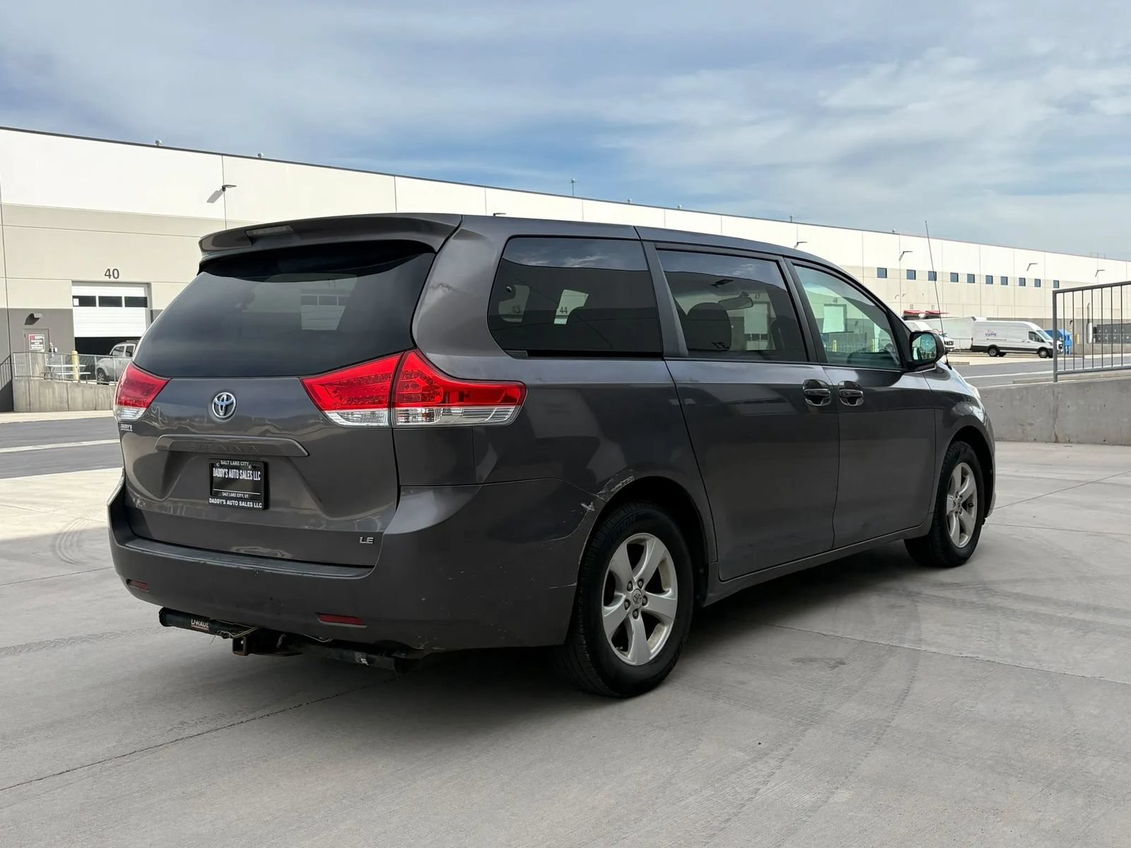 Used 2012 Toyota Sienna LE FWD image 5