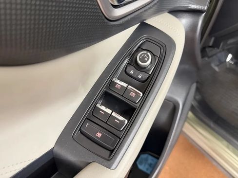 Used 2019 Subaru Forester Limited w/ Popular Package #3 AWD/4WD image 17