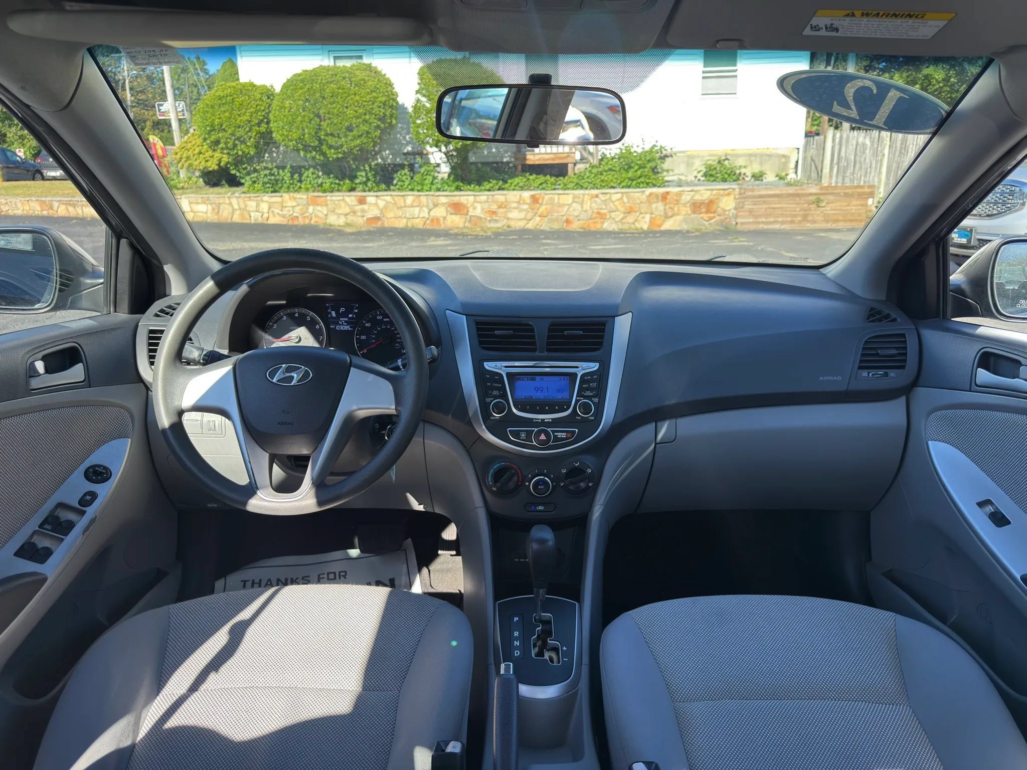 Used 2012 Hyundai Accent GLS FWD image 22