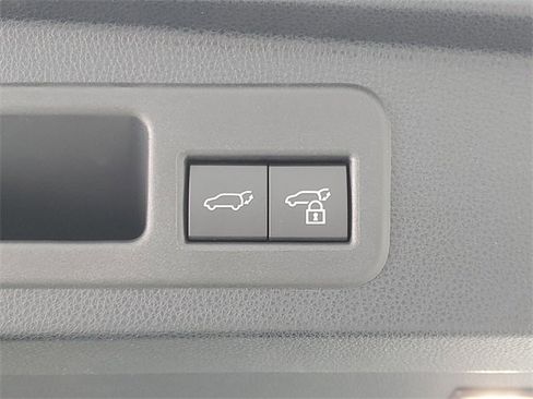 Used 2026 Toyota 4Runner Platinum image 10