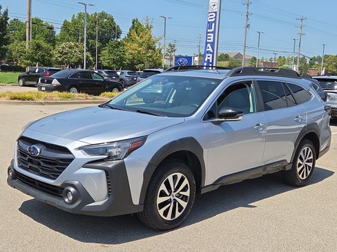 Certified 2024 Subaru Outback Premium AWD/4WD image 7
