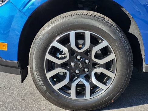 Certified 2024 Ford Maverick Lariat w/ 4K Tow Package AWD/4WD image 4
