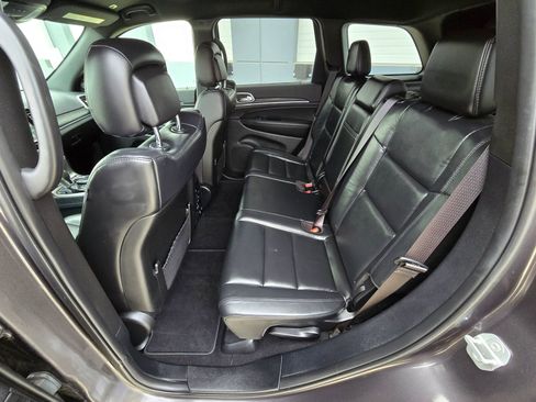 Used 2019 Jeep Grand Cherokee Limited image 17
