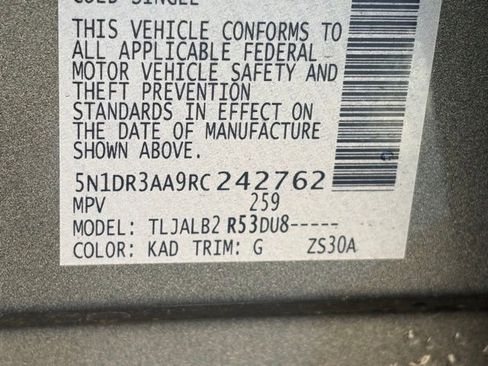 Used 2024 Nissan Pathfinder S image 35