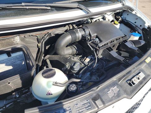 Used 2011 Mercedes-Benz Sprinter 2500 image 13