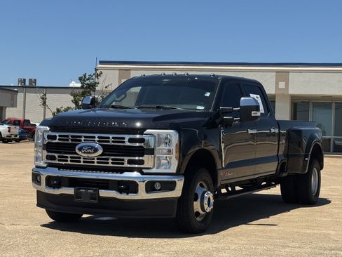 Used 2024 Ford F350 XLT w/ 360-Degree Camera Package AWD/4WD image 8
