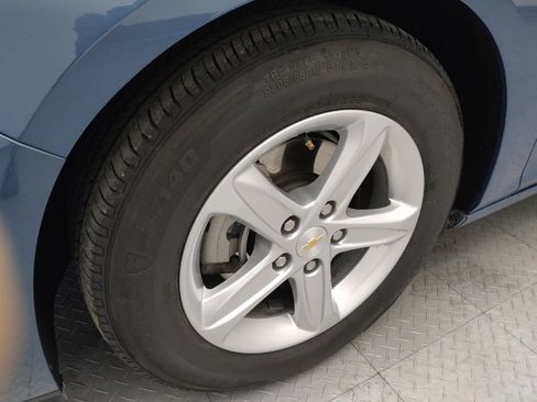 Used 2025 Chevrolet Malibu LS w/ LPO, Floor Liner Package FWD image 31