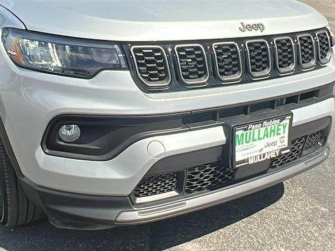 New 2025 Jeep Compass Latitude w/ Altitude Special Edition image 10