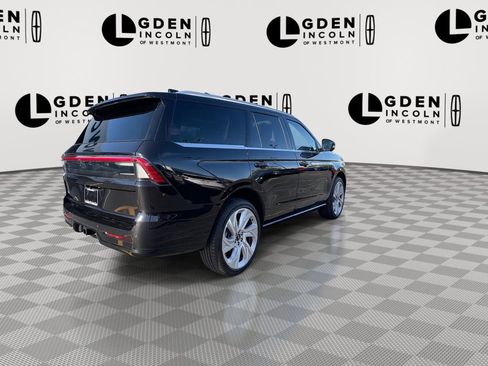 Certified 2025 Lincoln Navigator Reserve AWD/4WD image 8