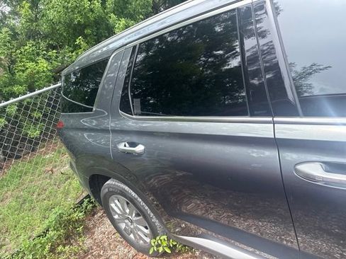 Used 2024 Hyundai Palisade SEL FWD image 5