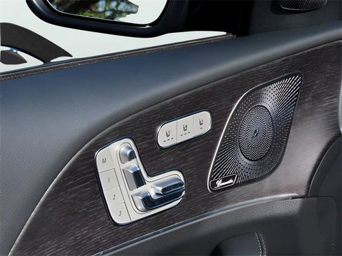 Used 2025 Mercedes-Benz GLS 450 GLS 450 image 60