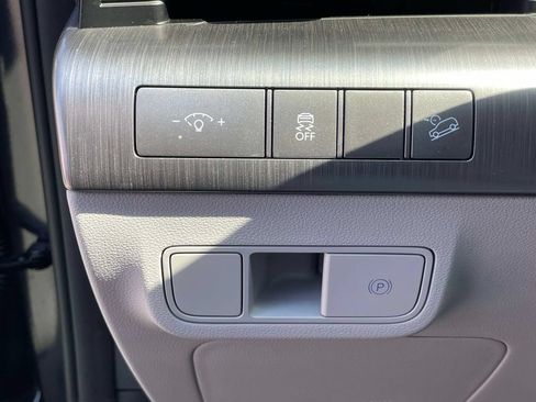 Used 2024 Hyundai Kona SEL AWD/4WD image 18
