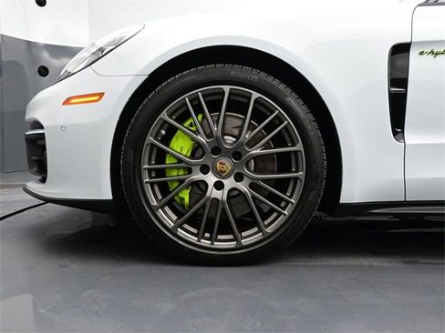 Used 2023 Porsche Panamera 4 image 6