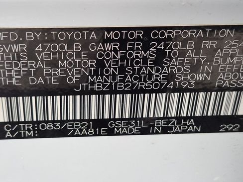 Certified 2024 Lexus IS 350 F Sport RWD image 15
