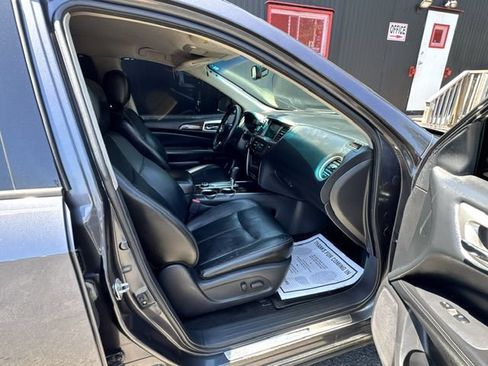 Used 2014 Nissan Pathfinder SL AWD/4WD image 17