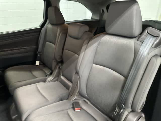 Used 2018 Honda Odyssey EX image 14
