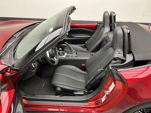 New 2026 MAZDA MX-5 Miata Grand Touring w/ Weather Package RWD image 9