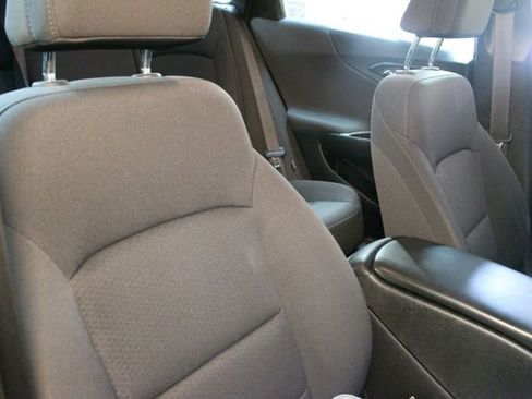 Used 2019 Chevrolet Malibu LS FWD image 11