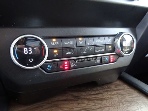 Used 2021 Ford Expedition Max Platinum image 30