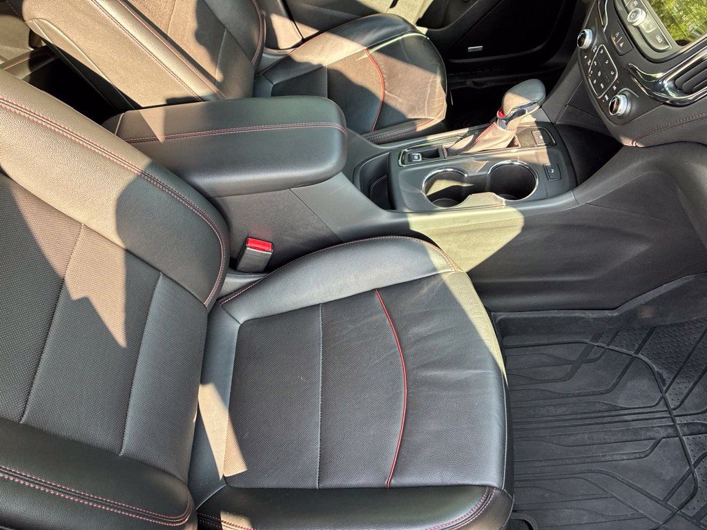 Used 2024 Chevrolet Equinox RS w/ RS Leather Package AWD/4WD image 36