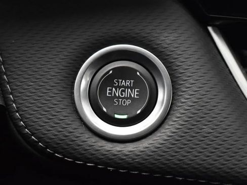 Used 2025 Chevrolet Equinox LT FWD image 27