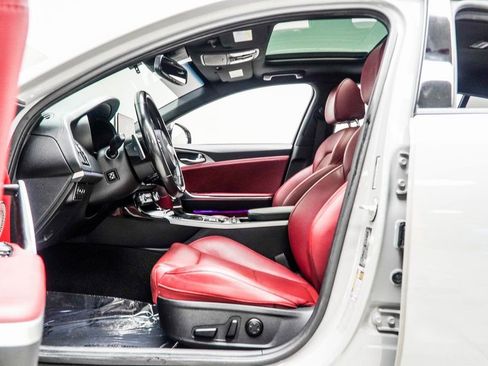 Used 2020 Kia Stinger GT1 image 35