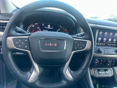 Used 2023 GMC Acadia Denali w/ LPO, Adventure Package AWD/4WD image 6
