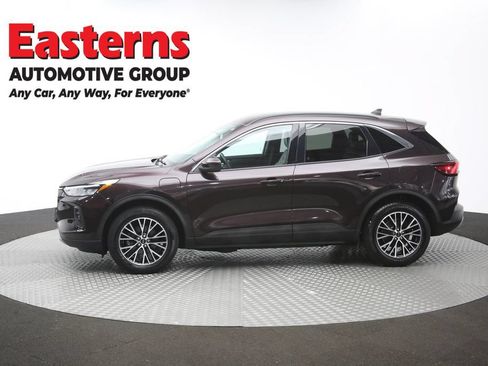 Used 2023 Ford Escape SE FWD image 60