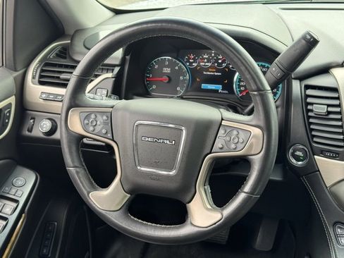 Used 2017 GMC Yukon Denali w/ Open Road Package image 18