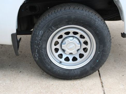 New 2025 Chevrolet Silverado 1500 W/T w/ Trailering Package image 45