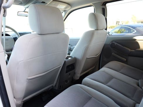 Used 2007 Ford Explorer Sport Trac XLT image 12