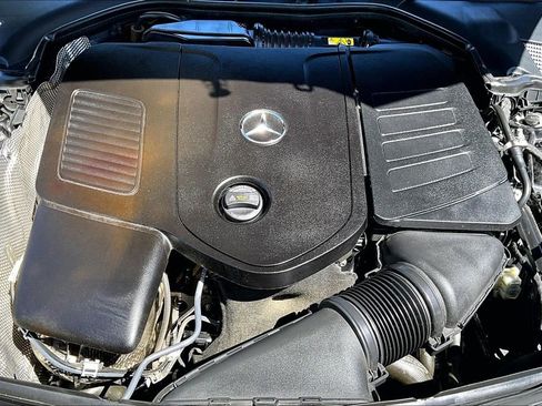 Used 2023 Mercedes-Benz C 300 4MATIC Sedan image 9