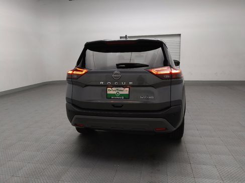 Used 2023 Nissan Rogue SV image 7