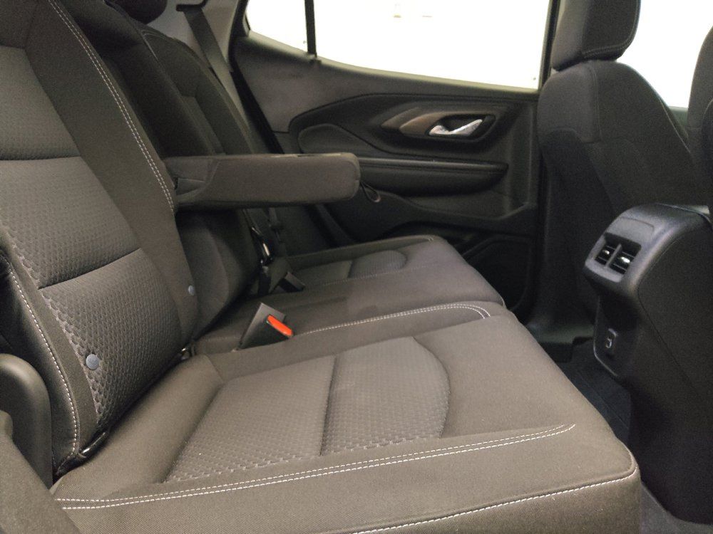 Used 2022 GMC Terrain SLE w/ Driver Convenience Package FWD image 19