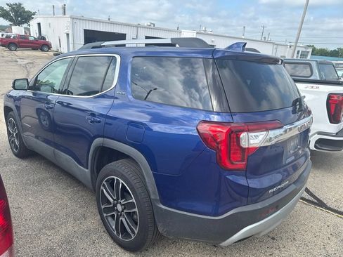 Certified 2023 GMC Acadia SLT w/ Technology Package AWD/4WD image 4