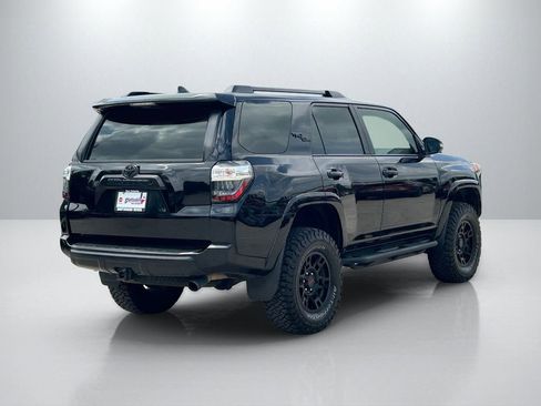Used 2019 Toyota 4Runner TRD Off-Road Premium AWD/4WD image 5