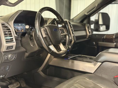 Used 2017 Ford F350 Platinum w/ Platinum Ultimate Package AWD/4WD image 8