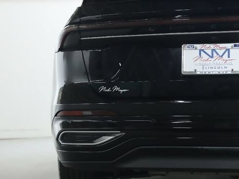 Used 2024 Lincoln Nautilus Reserve w/ Equipment Group 202A AWD/4WD image 49