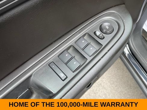 Used 2017 Chevrolet Traverse LT AWD/4WD image 12
