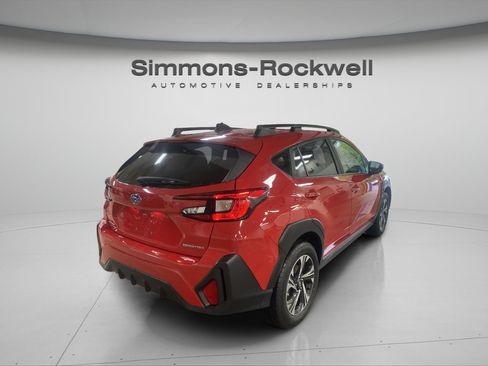 Used 2025 Subaru Crosstrek 2.5i Premium AWD/4WD image 5