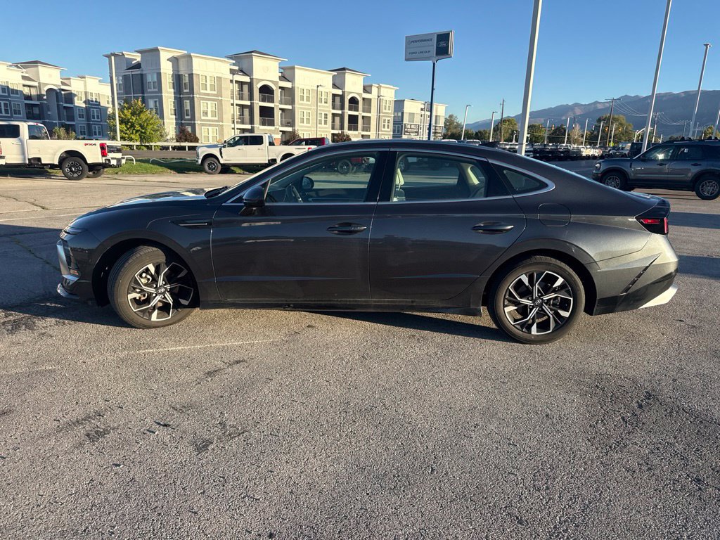 Used 2024 Hyundai Sonata SEL AWD/4WD image 12