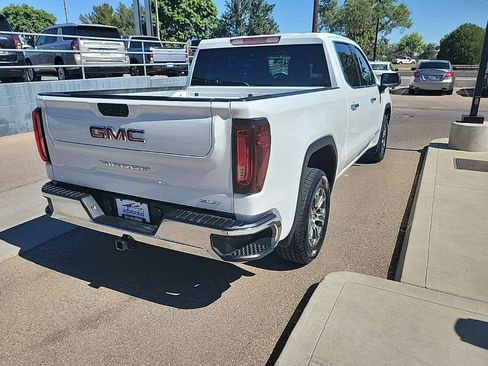 Used 2025 GMC Sierra 1500 SLT RWD image 7