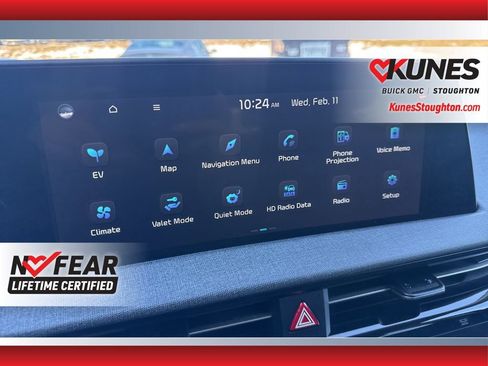 Used 2024 Kia EV6 Wind image 32