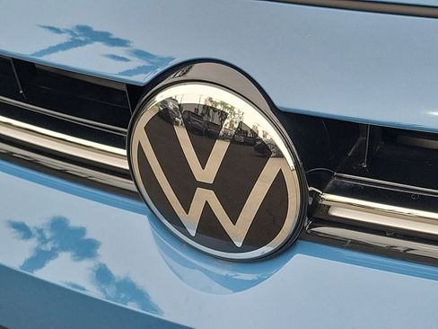 Used 2025 Volkswagen Jetta GLI Autobahn image 29