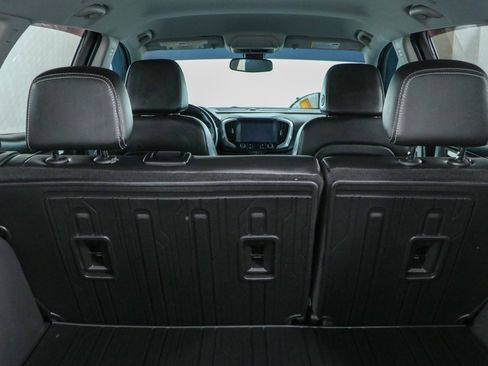 Used 2022 GMC Terrain SLT w/ LPO, Floor Liner Package AWD/4WD image 28